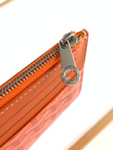 Load image into Gallery viewer, INSERT LOUISE CLUTCH (ORANGE)