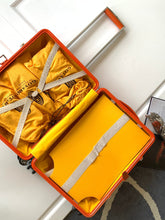 Load image into Gallery viewer, BOURGET PM TROLLEY CASE 36L (ORANGE)