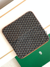 Load image into Gallery viewer, SAINTE-MARIE MM CLUTCH (BLACK TAN)