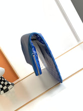 Load image into Gallery viewer, SAINTE-MARIE MM CLUTCH (BLUE)