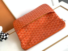Load image into Gallery viewer, SAINTE-MARIE MM CLUTCH (ORANGE)