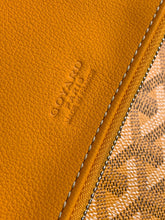 Load image into Gallery viewer, SAINTE-MARIE MM CLUTCH (YELLOW)