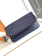 Load image into Gallery viewer, SAINTE-MARIE MM CLUTCH (NAVY)