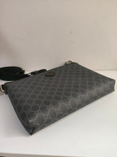 Load image into Gallery viewer, GG MEDIUM MESSENGER BAG (BLACK)