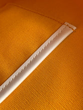 Load image into Gallery viewer, VENDOME BAG (WHITE)