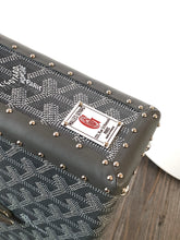 Load image into Gallery viewer, CASSETTE TRUNK (GREY)