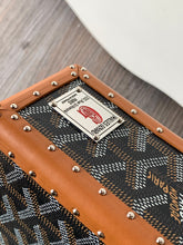 Load image into Gallery viewer, CASSETTE TRUNK (BLACK TAN)