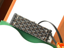 Load image into Gallery viewer, CASSETTE TRUNK (BLACK)