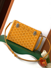 Load image into Gallery viewer, CASSETTE TRUNK (YELLOW)