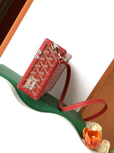 Load image into Gallery viewer, CASSETTE TRUNK (RED)