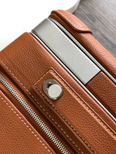 Load image into Gallery viewer, CABIN SUITCASE 24L (CARAMEL RMS)