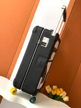 Load image into Gallery viewer, CABIN SUITCASE 24L (BLACK RMS)