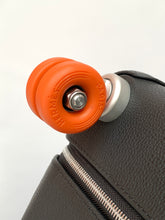 Load image into Gallery viewer, CABIN SUITCASE 24L (BLACK RMS)