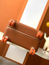 Load image into Gallery viewer, CABIN SUITCASE 24L (CARAMEL POCKETS)