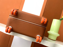 Load image into Gallery viewer, CABIN SUITCASE 24L (CARAMEL AQUARIUM)