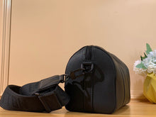 Load image into Gallery viewer, LOUIS CITY KEEPALL 27 (BLACK)