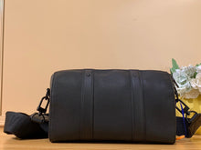 Load image into Gallery viewer, LOUIS CITY KEEPALL 27 (BLACK)
