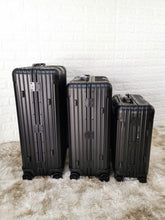 Load image into Gallery viewer, ORIGINAL CABIN 36L (BLACK)