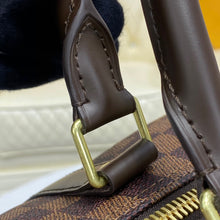 Load image into Gallery viewer, LOUIS KEEPALL BANDOULIERE 55 (CHECKERED BROWN)