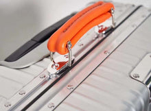 Load image into Gallery viewer, CLASSIC CABIN 36L SILVER (ORANGE HANDLE)