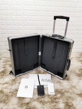 Load image into Gallery viewer, CLASSIC CABIN 36L (SILVER)