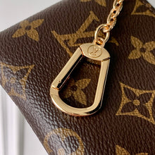 Load image into Gallery viewer, LOUIS RING MONOGRAM KEY POUCH (BROWN)