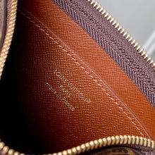 Load image into Gallery viewer, LOUIS RING MONOGRAM KEY POUCH (BROWN)