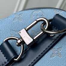 Load image into Gallery viewer, LOUIS KEEPALL BANDOULIERE 50 (MONOGRAM HERITAGE - NAVY & SKY BLUE)