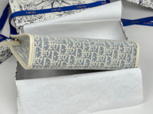 Load image into Gallery viewer, CHRISTIAN MONTAIGNE DEA POUCH (LIGHT BLUE)