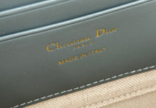 Load image into Gallery viewer, CHRISTIAN MONTAIGNE DEA POUCH (GREY)