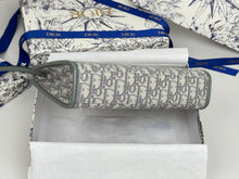 Load image into Gallery viewer, CHRISTIAN MONTAIGNE DEA POUCH (GREY)