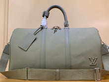 Load image into Gallery viewer, LOUIS KEEPALL BANDOULIERE 50 (KHAKI)