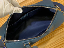 Load image into Gallery viewer, LOUIS CITY KEEPALL 27 (NAVY BLUE)