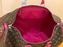 Load image into Gallery viewer, LOUIS KEEPALL BANDOULIERE MACASSAR 50 (PINK)