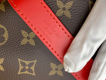 Load image into Gallery viewer, LOUIS KEEPALL BANDOULIERE MACASSAR 50 (RED)