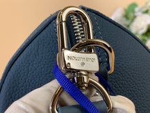 Load image into Gallery viewer, LOUIS CITY KEEPALL 27 (NAVY BLUE)