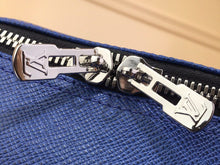 Load image into Gallery viewer, LOUIS KEEPALL BANDOULIERE 50 MONOGRAM TAIGA (BLUE)