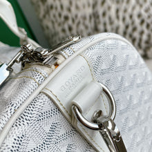 Load image into Gallery viewer, BOSTON 45 BAG (WHITE)