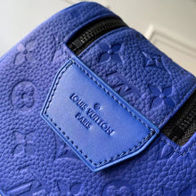 Load image into Gallery viewer, LOUIS DOPP KIT (ELECTRIC BLUE)