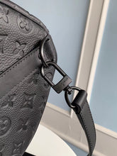 Load image into Gallery viewer, LOUIS KEEPALL BANDOULIERE 50 EMBOSSED MONOGRAM TAURILLION (BLACK)