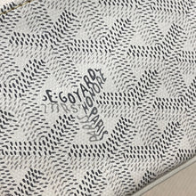 Load image into Gallery viewer, SENAT NANO KEY POUCH (WHITE)