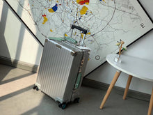 Load image into Gallery viewer, CLASSIC CABIN 36L SILVER (GREEN HANDLE)