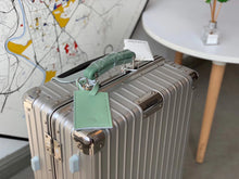Load image into Gallery viewer, CLASSIC CABIN 36L SILVER (GREEN HANDLE)