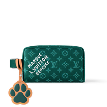 Load image into Gallery viewer, LOUIS LOCKER DOPP KIT (GREEN PAW)