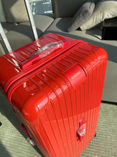 Load image into Gallery viewer, ESSENTIAL TRUNK PLUS 100L (GLOSS RADIANT RED)