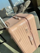 Load image into Gallery viewer, ESSENTIAL TRUNK PLUS 100L (GLOSS SALMON PINK)