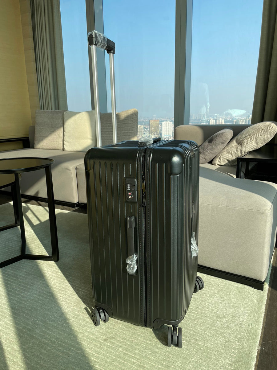 バッグ rimowa essential trunk plus 89L black i1606980642_8396_1_5cf0df1c-