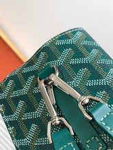 Load image into Gallery viewer, MONTMARTRE GM PHONE POUCH (GREEN)