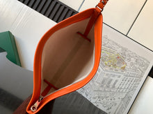 Load image into Gallery viewer, CONTI POUCH (ORANGE)