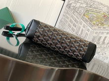 Load image into Gallery viewer, CONTI POUCH (BLACK)